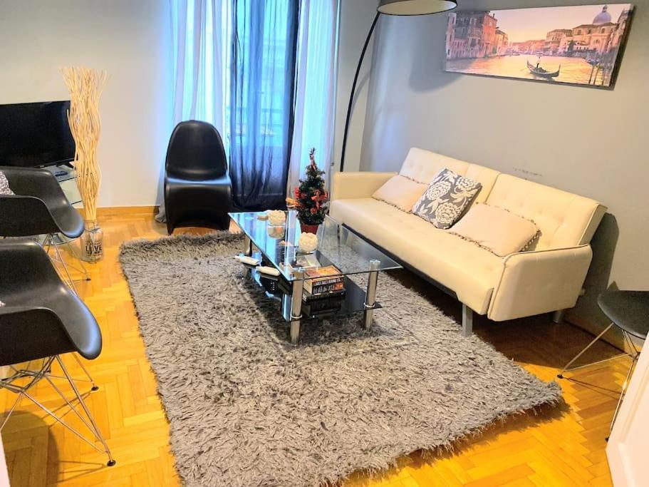 2Bdr Olympianzeus Apt With Netflix Athens Ngoại thất bức ảnh